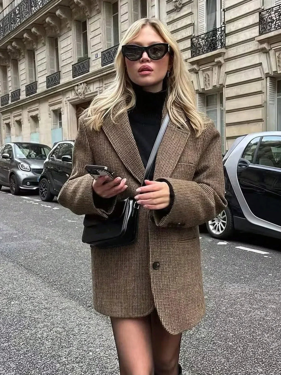 Brun Rute Blazer med Enkel Knaplukning