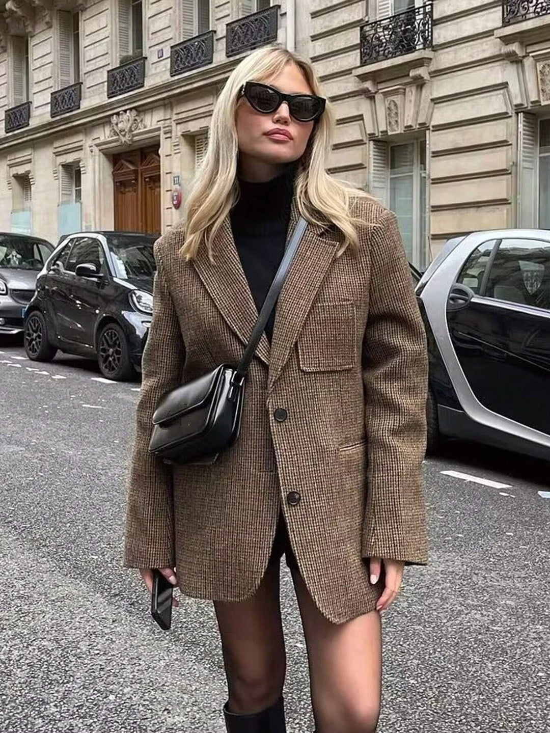 Brun Rute Blazer med Enkel Knaplukning