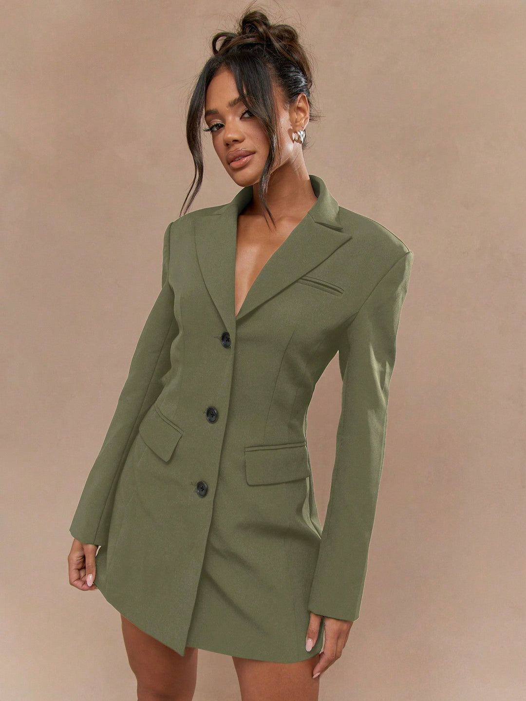 Sort Blazer Kjole med Enkel Knaplukning