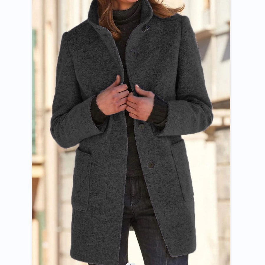 Elegant lang frakke med knapper