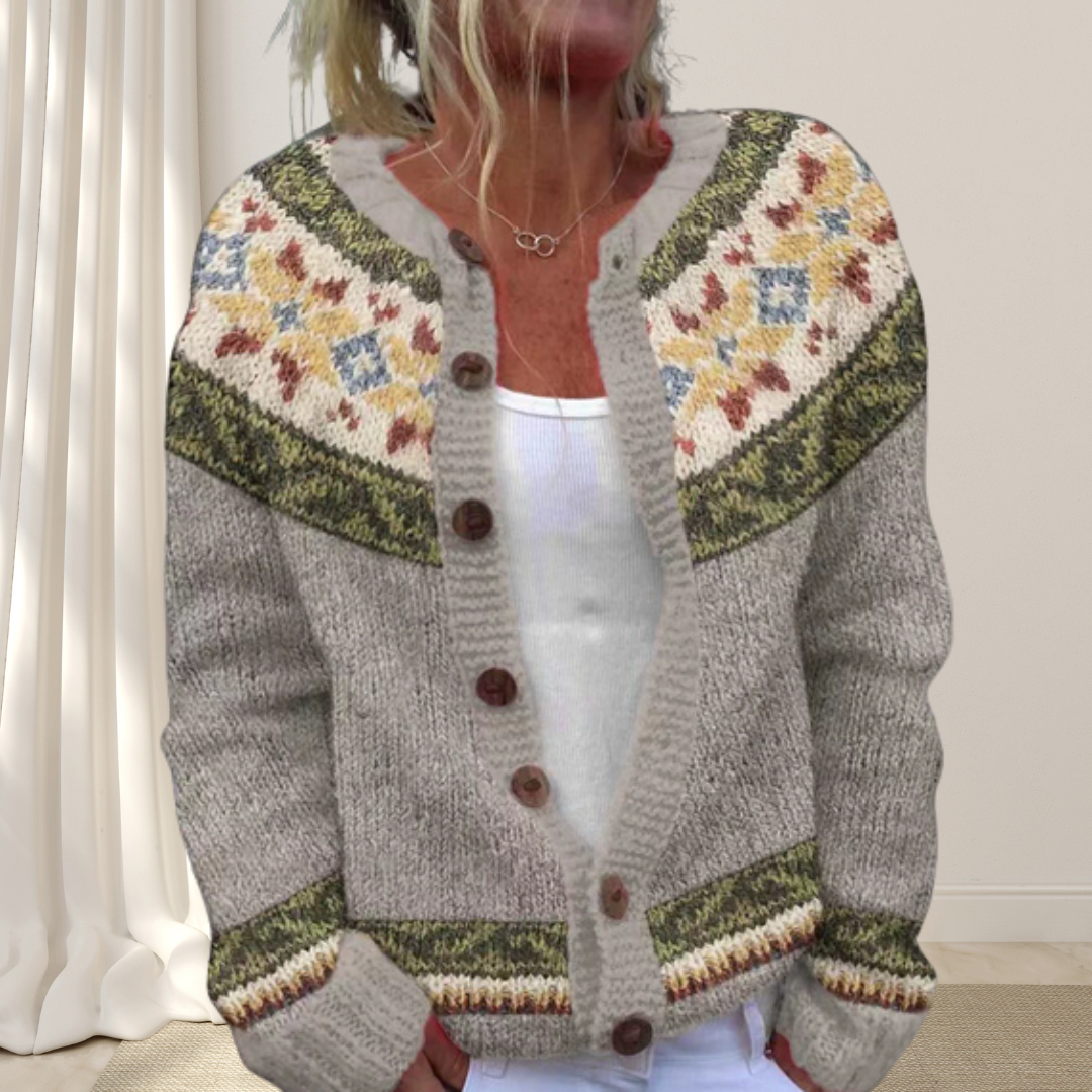 Løsstrikket Chic Cardigan med Mønster