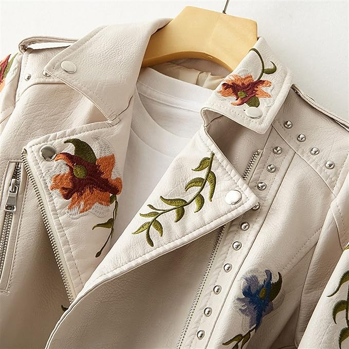 Stilfuld Bikerjakke med Blomstret Broderi