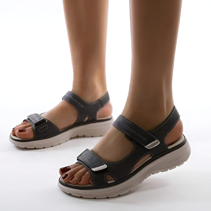 Komfortable Justerbare Sandaler